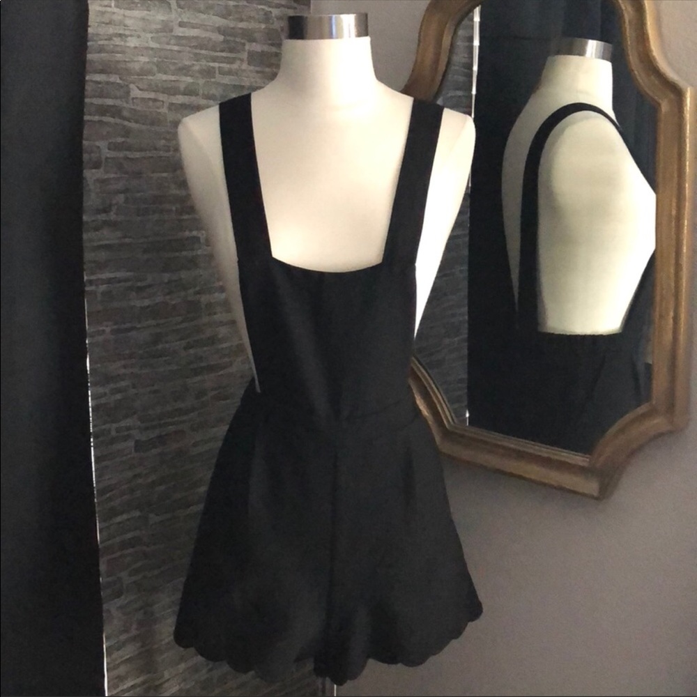LF Millau Black Shortall w/ scalloped hem - Picture 4 of 6